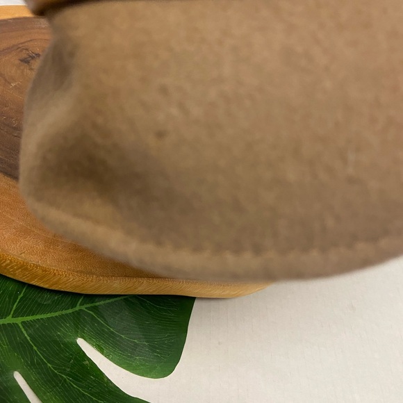 Burberry Wool Bell Hat Sz:L - Picture 9 of 10